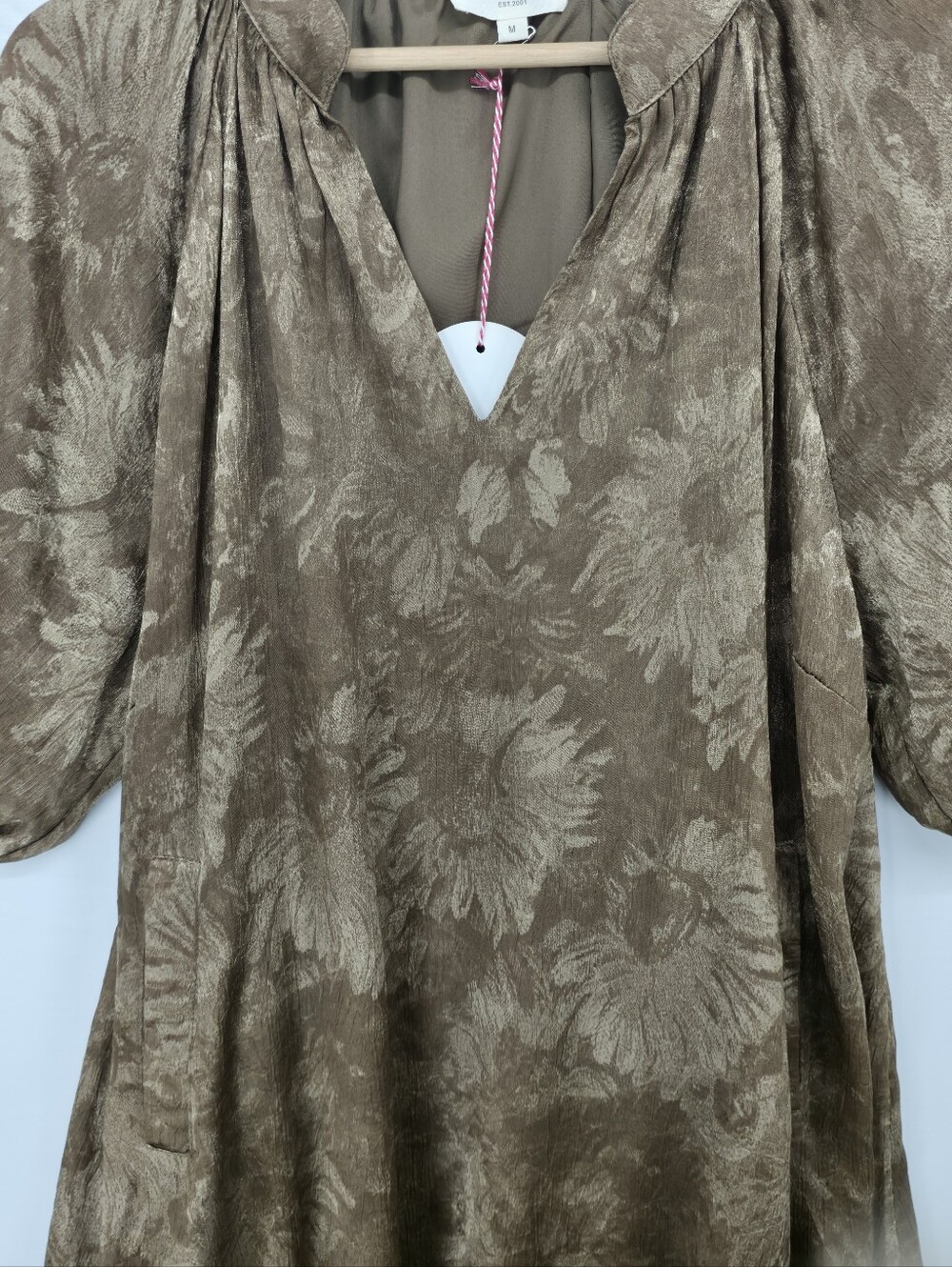 Umgee NWT Bronze Floral Jacquard Puff Sleeve Swing Bohemian Dress Size Medium - Picture 8 of 16